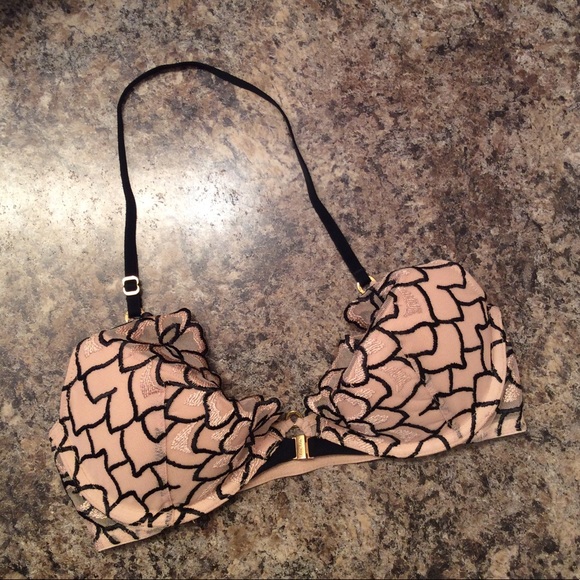 Victoria's Secret Other - VICTORIAS SECRET bra.